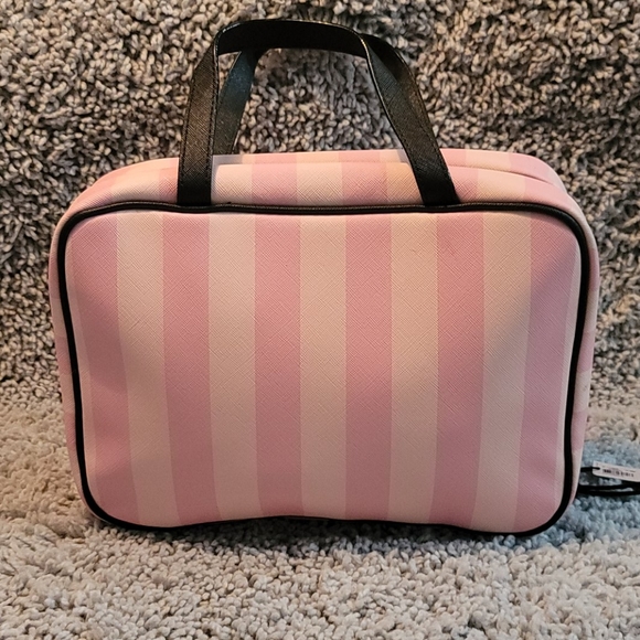 VICTORIA SECRET COSMETIC BAG - Picture 2 of 7